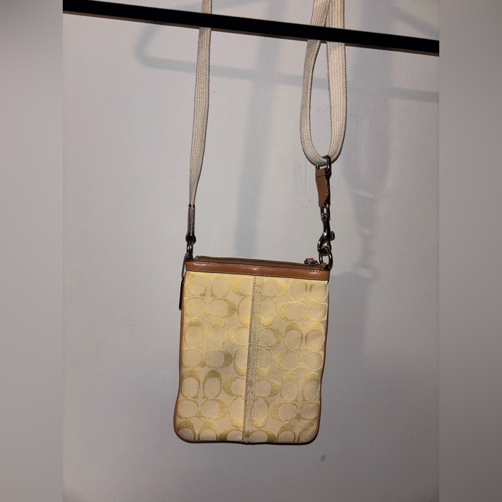 Coach Crossbody Bag - Tan and Cream - Picture 4 of 6